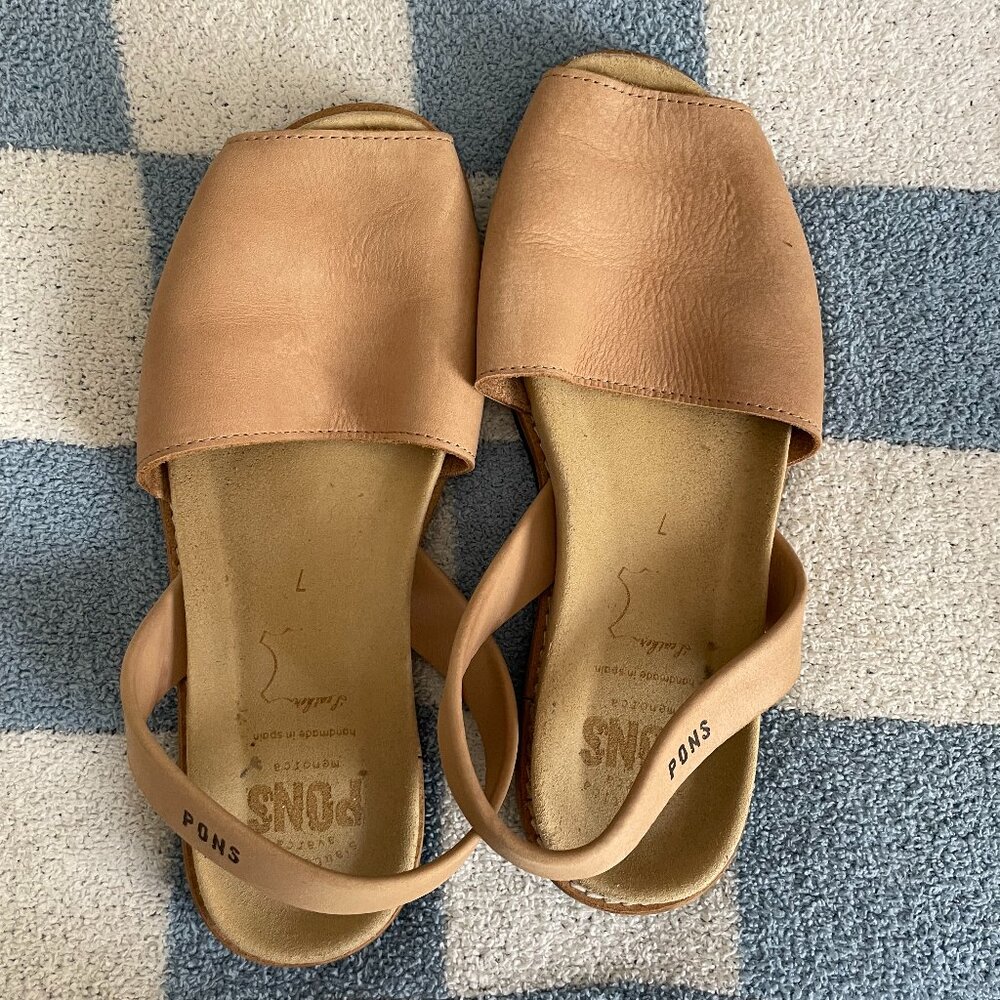 Classic Tan Leather Slingback Sandals - Women